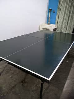 table tennis table (full sized)