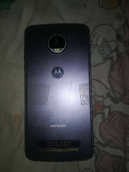 moto z2 play.  03162112406 3