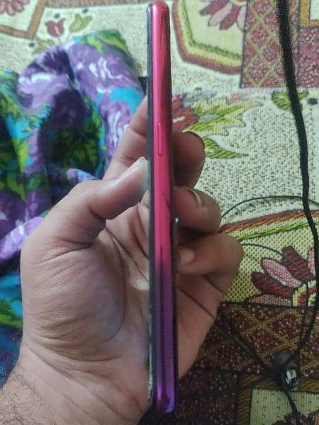 OPPO F9 5