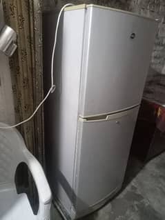 Available in good condition
Cooling condition is also too good