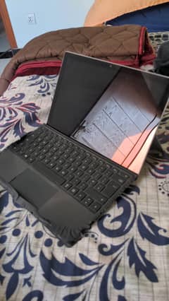 Microsoft Surface Pro 5 i5 7th 4GB RAM, 128GB SSD