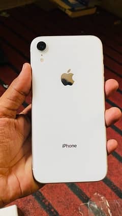 iPhone XR 128 GB ( Factory unlock