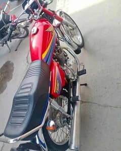 Honda 125 CG for sale model 2009 WhatsApp 03267106044