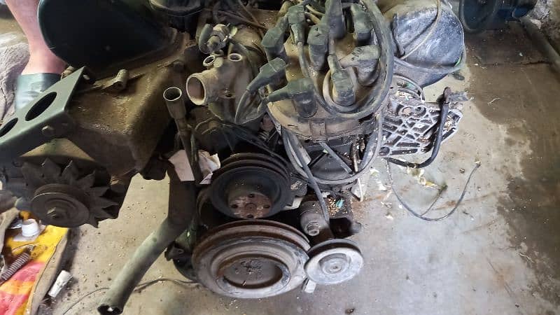 Complete engine and Automatic Transmission  of 380 sel mercedes 7