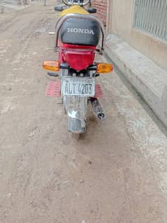 Honda CD 70 Motorcycle for sale model 2022/03456561380