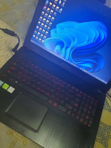 Asus Rog Strix FX60 Gaming Laptop with GTX-1060 7