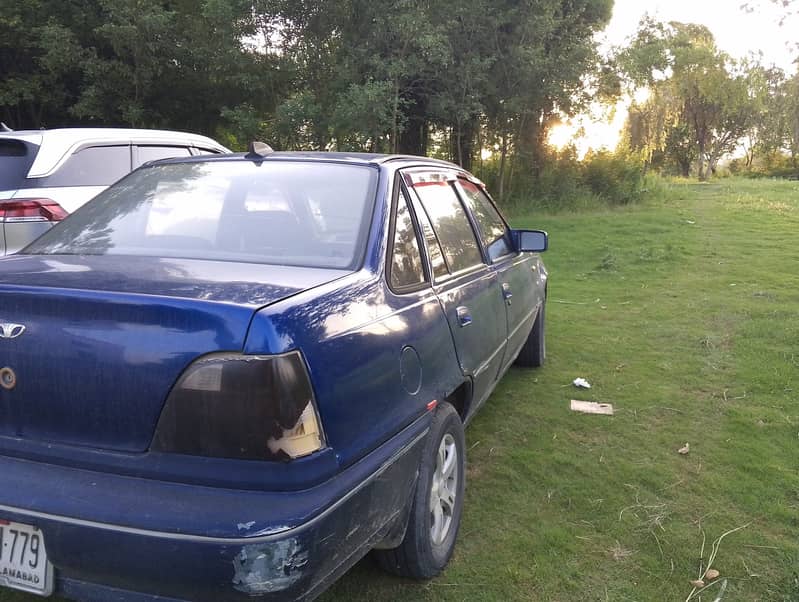 Stylish Sedan Daewoo Cielo for Sale in islamabad 5