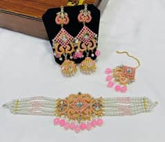 Elegant Choker set