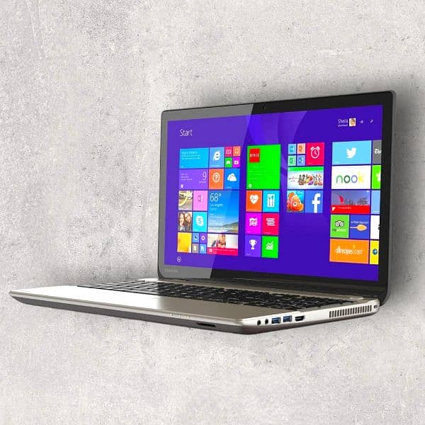 *TOSHIBA Satellite P 55T (4K TOUCH SCREEN)* 0