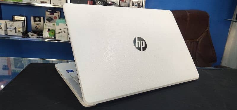 HP 15 NOTEBOOK - WHITE - 6TH GENERATION 3