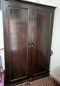 Wood Almirah and Dressing table in good condition
