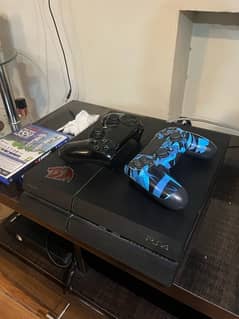 ps4 with 2 controllers