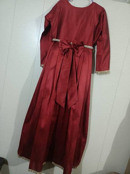 Maroon tail gown 1