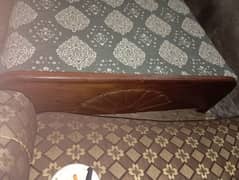 brown colour bed in gud condition