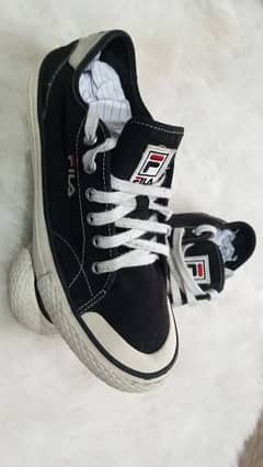 fila converse