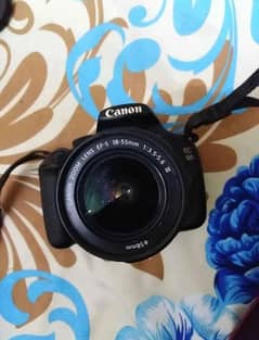 DSLR 1200D CANON