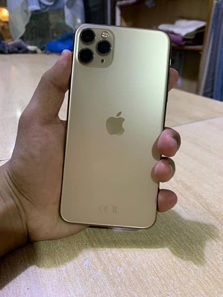 iPhone 11 Pro Max 64 gb new condition water pack box ky sath 10 by 10 17