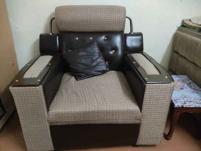 4 seaters sofa set 1