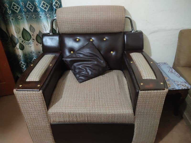 4 seaters sofa set 2