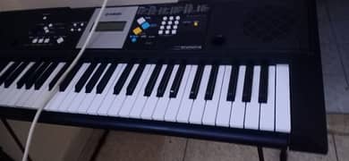 Yamaha psr E 233