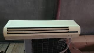 Split AC 2 ton Carear