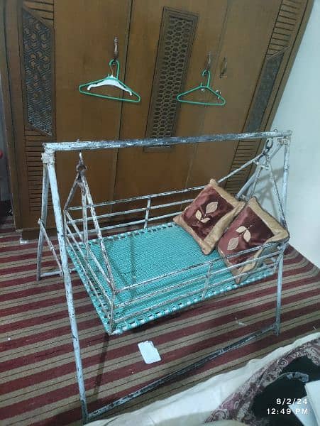 Baby swing cot 1