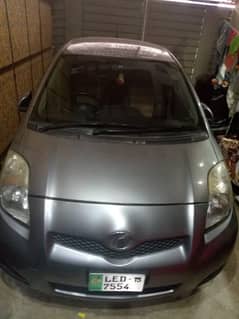 Toyota Vitz 2013 urgent for sale