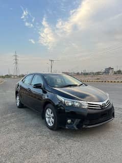 Toyota Corolla Altis cruise tronic 2014