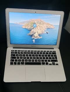 MacBook Air 2017 8GB, 128GB with Charger