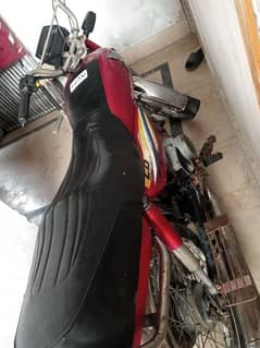 Honda CD 70 (03007932885)