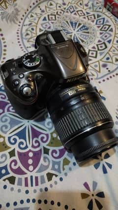 NIKON D5200