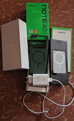 Infinix note 40pro with Meg charger 12/12. . 256