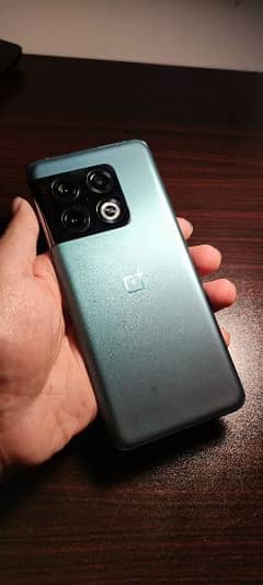 OnePlus 10 pro(12/256) emerald green