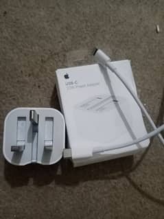 iphone  20 watt charger, only 5 days used