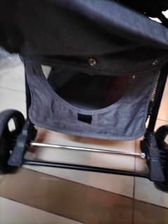 baby pram available for sale