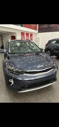 Kia Stonic navy blue light