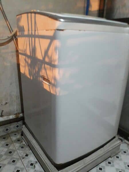 Automatic washing machine Dawlance 1600 4