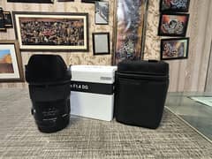 Sigma 35mm f/1.4 DG Canon Mount. . . . contect number 03145351536