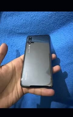 Huawei P20 pro, 6/128, official PTA Approved