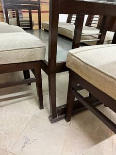 8 chairs dining table for sale
