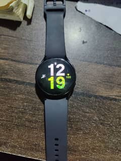 Galaxy watch 5 40mm wifi+gps model read add first