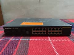 D-Link DES-1016D 16-Port Fast Ethernet Unmanaged Desktop Switch