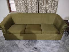 Sofa set in lush condition