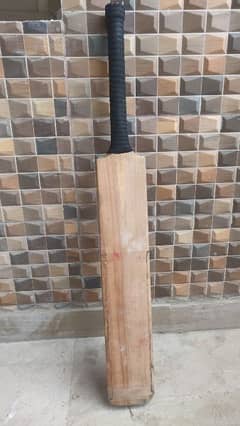 plain good quality hard ball bat with good balance and straight grains