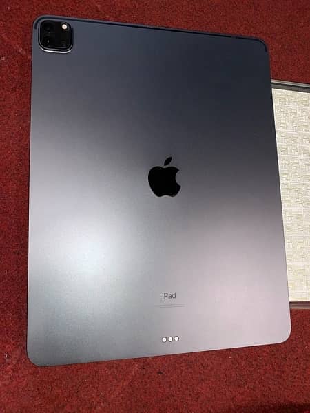 Ipad pro 13 inch 256gb 2021 model 0