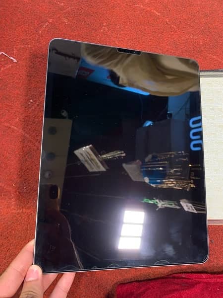 Ipad pro 13 inch 256gb 2021 model 4