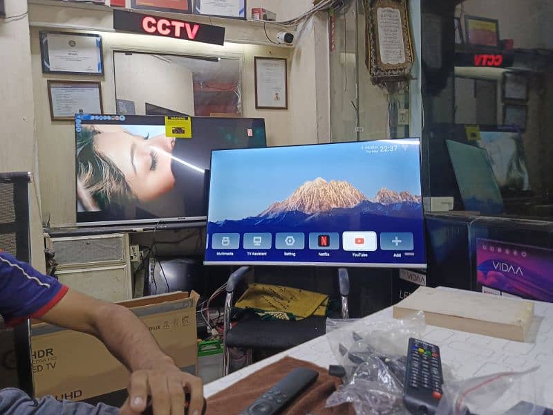 43 InCh - Samsung 8k UHD 03004675739 3