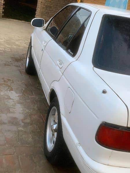 Nissan Sunny 1990 13