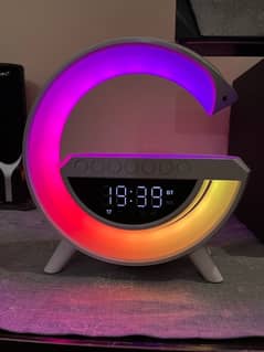 G Shape LED Wireless Charging Speaker