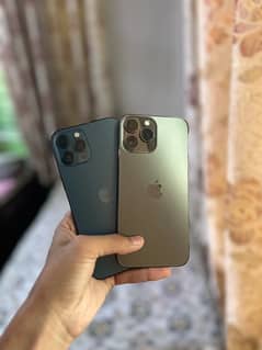 iphone 13 and 12 pro max and simple 14 available for sale